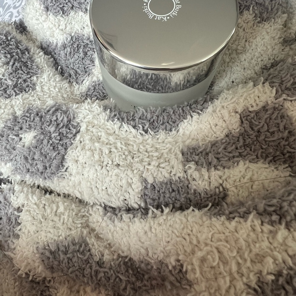 Kat Burki Vitamin C Intensive Face Cream - Silver and Green - Picture 3 of 3